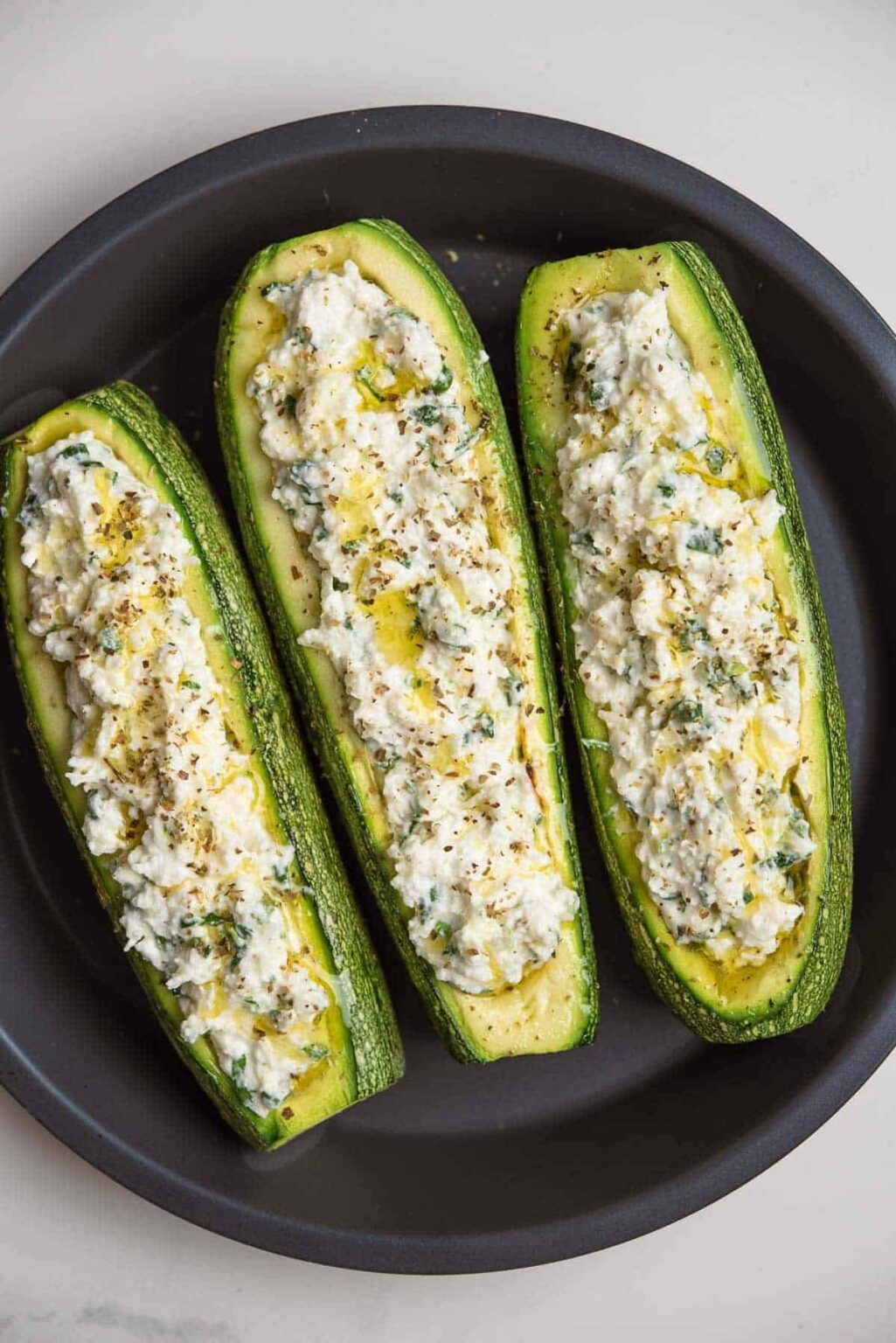 Vegetarisch Gefüllte Zucchini Mit Feta – Einfaches Rezept
