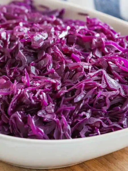 Frisch gekochter Rotkohl selber machen wie bei Oma – klassisches deutsches Rezept