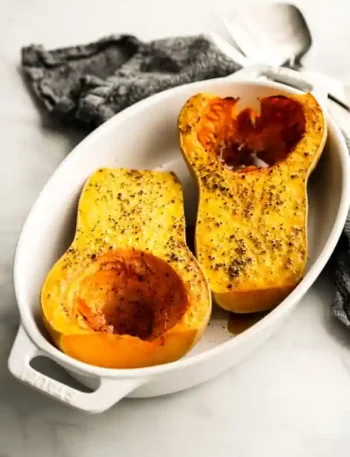 Ofengebackener Butternut Kürbis im Ofen mit Schale – einfaches Rezept