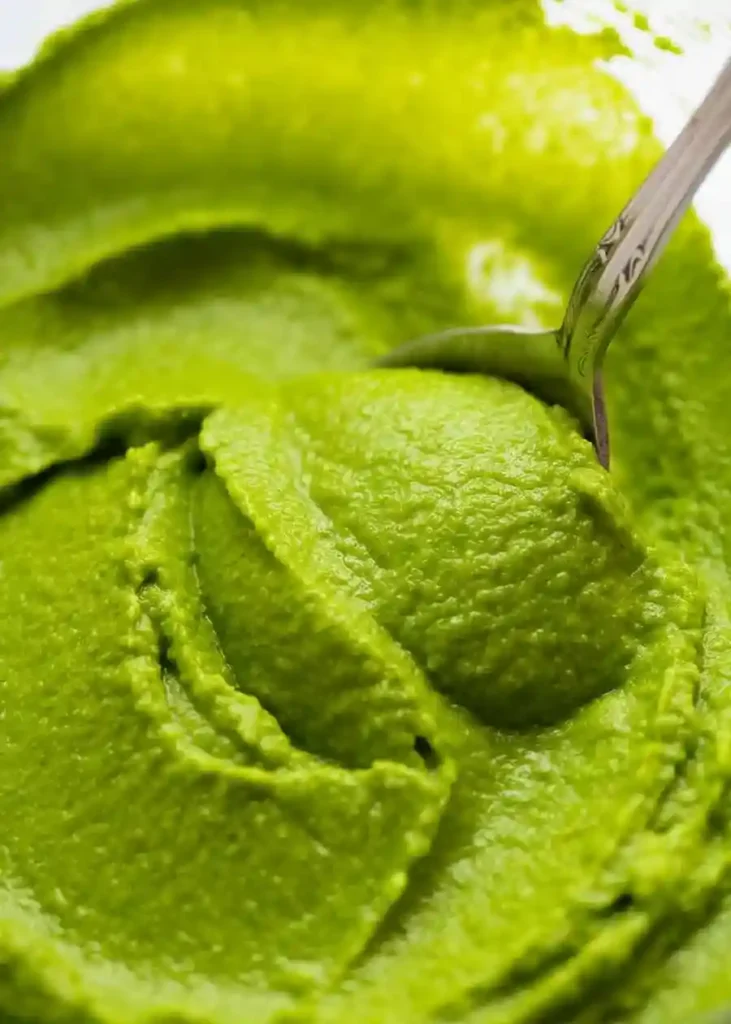 Cremiges Erbsenpüree Rezept wie bei Oma – samtiges Erbsenpüree klassisch selber machen mit TK-Erbsen