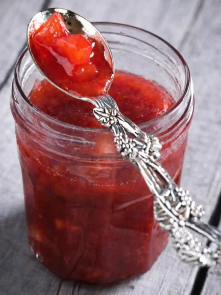 Erdbeer Rhabarber Marmelade Rezept im Glas – frische Erdbeermarmelade mit Rhabarber selber machen