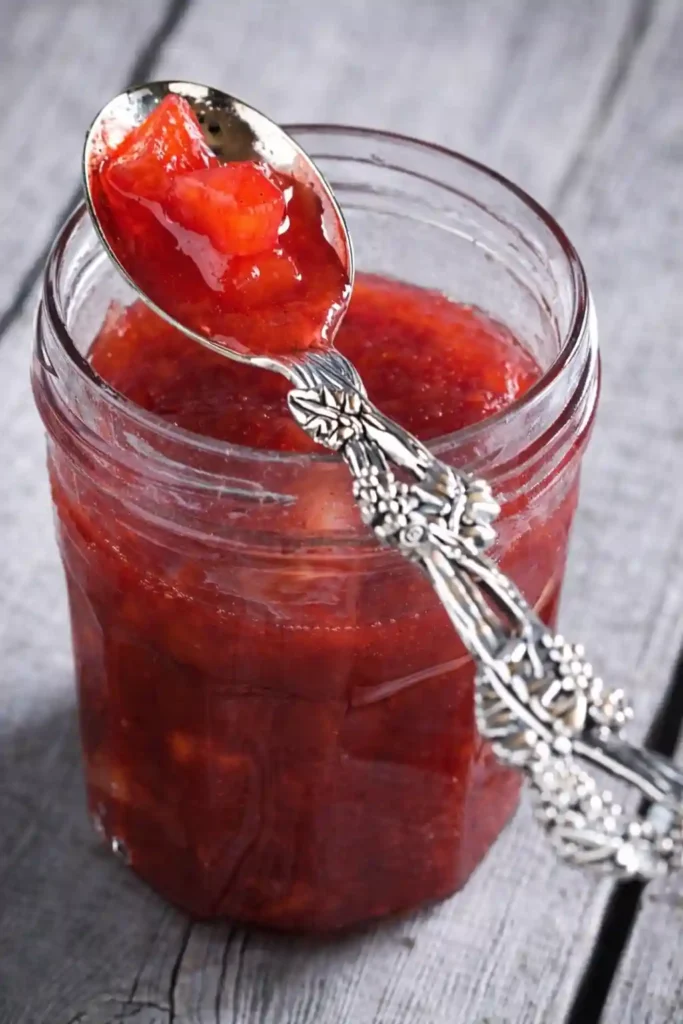 Erdbeer Rhabarber Marmelade Rezept im Glas – frische Erdbeermarmelade mit Rhabarber selber machen