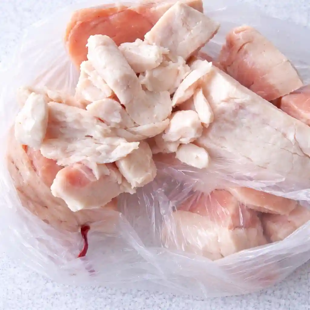 Schweinefett zum Schmalz auslassen – Zutaten für Schmalz selber machen nach DDR Rezept