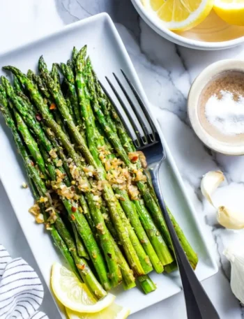 Grüner Spargel Rezepte – einfaches Rezept mit grünem Spargel für schnelle und leckere Spargelgerichte