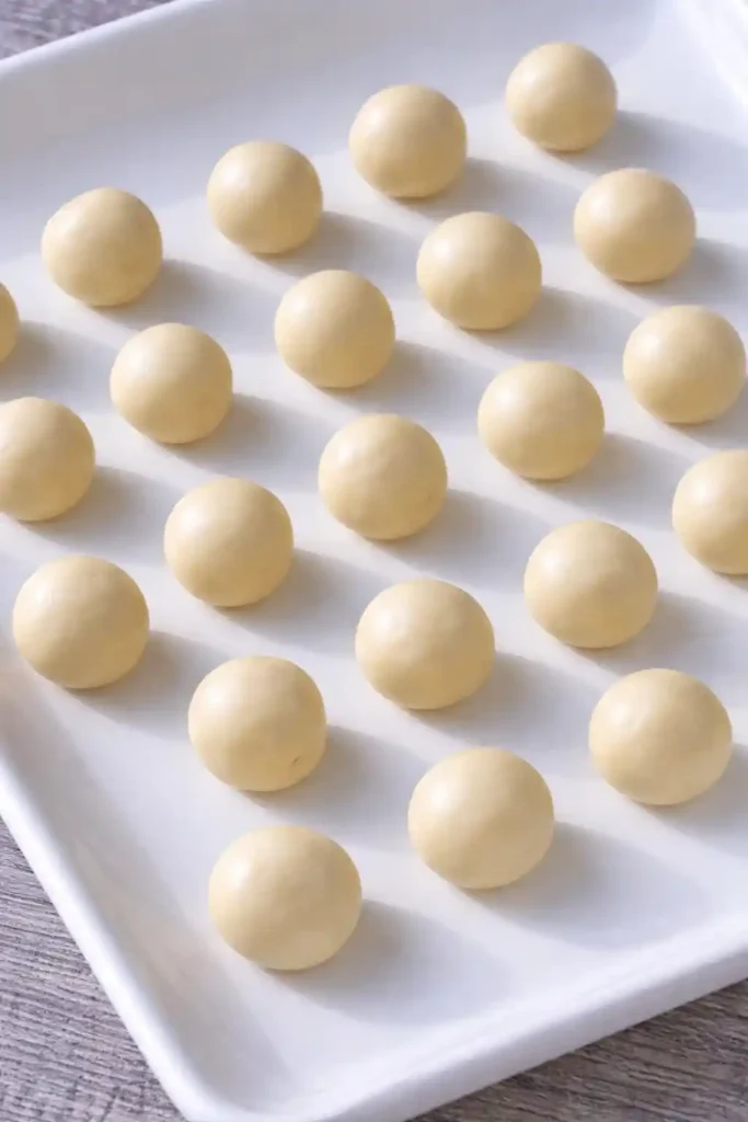 Marzipankartoffeln Kugeln formen – Marzipankartoffeln selber machen aus Mandeln