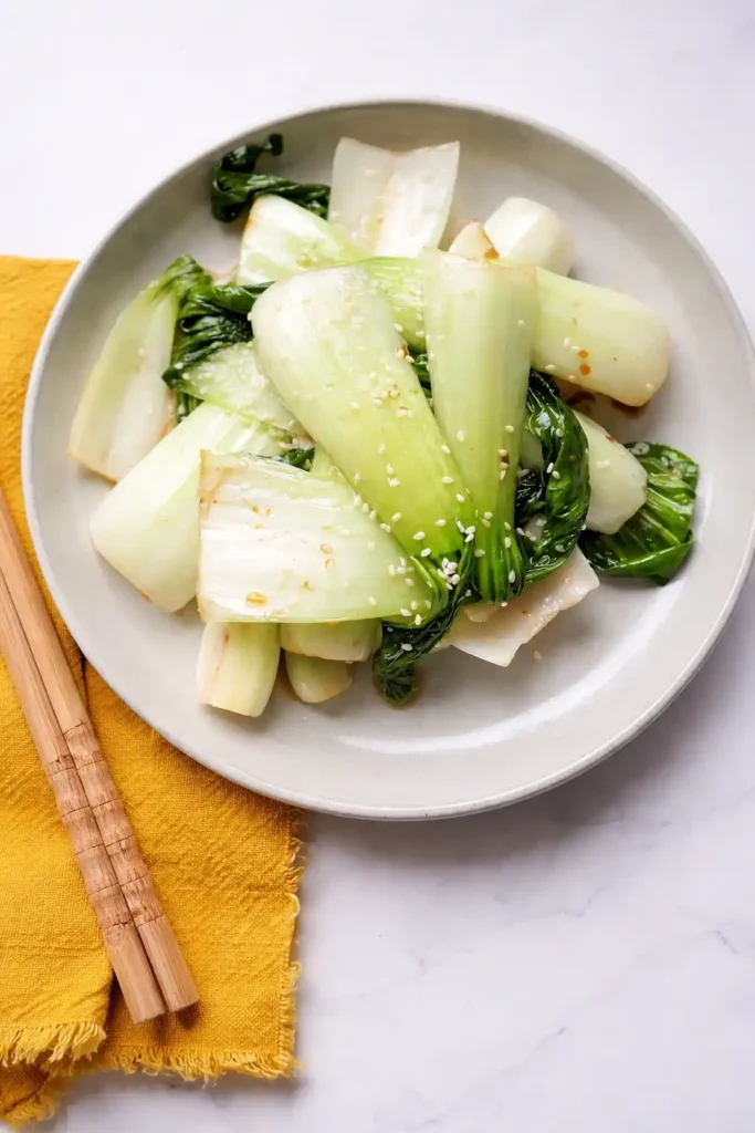 Pak Choi Rezept einfach in der Pfanne, gebratener Pak Choi mit Sesam als gesunde Beilage