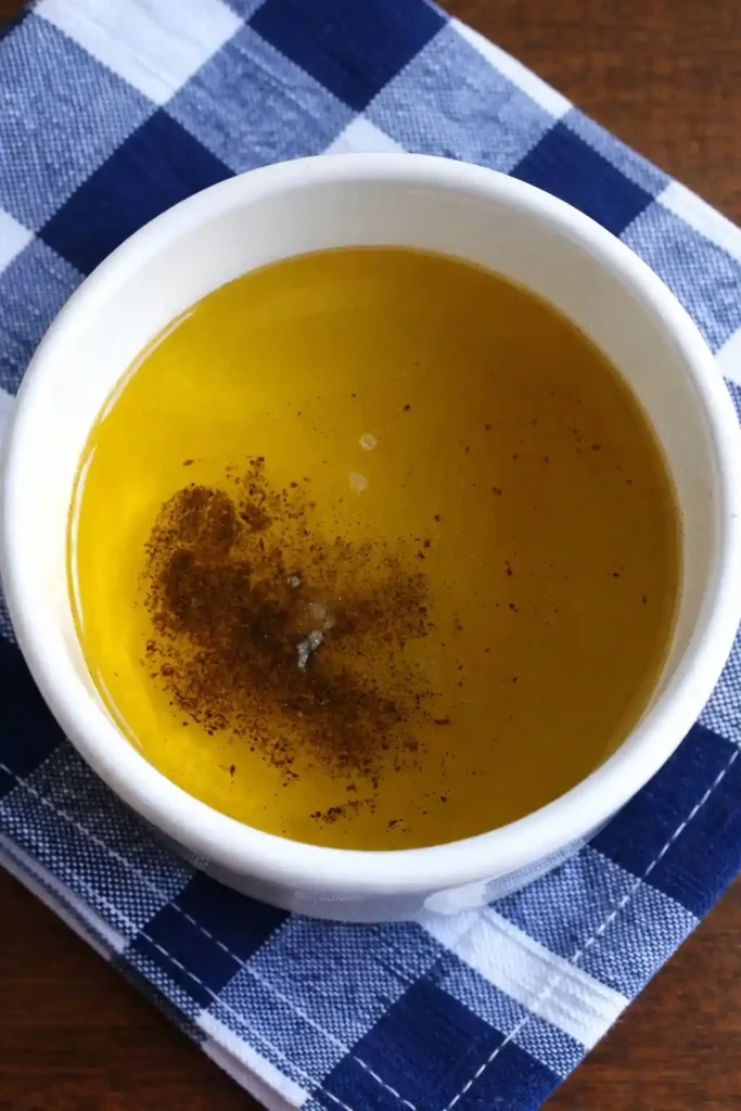 Tomatensalat Dressing aus Essig und Öl mit Gewürzen – klassisches Dressing für Tomatensalat Rezept DDR